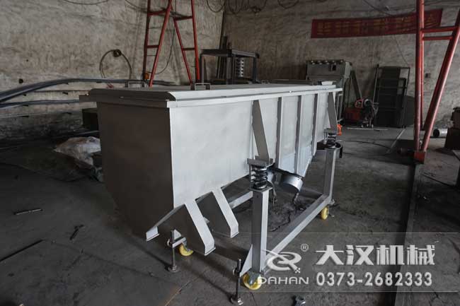 可移動(dòng)直線振動(dòng)篩 可移動(dòng)直線振動(dòng)篩