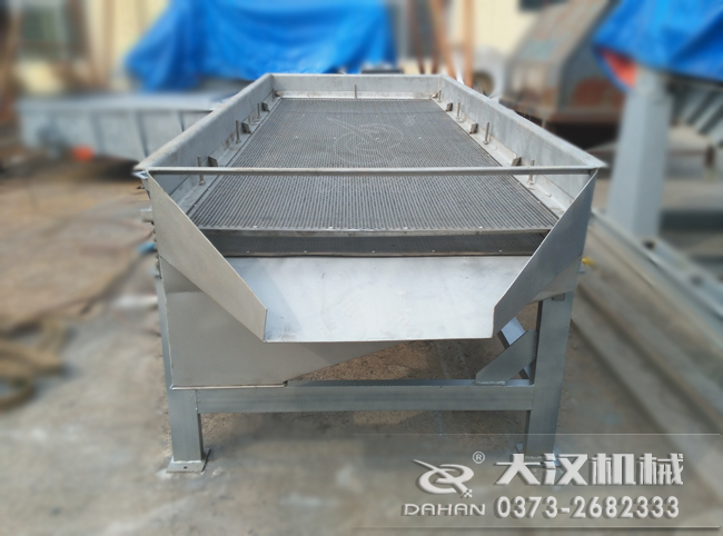 單層全不銹鋼直線振動(dòng)篩 單層全不銹鋼直線振動(dòng)篩